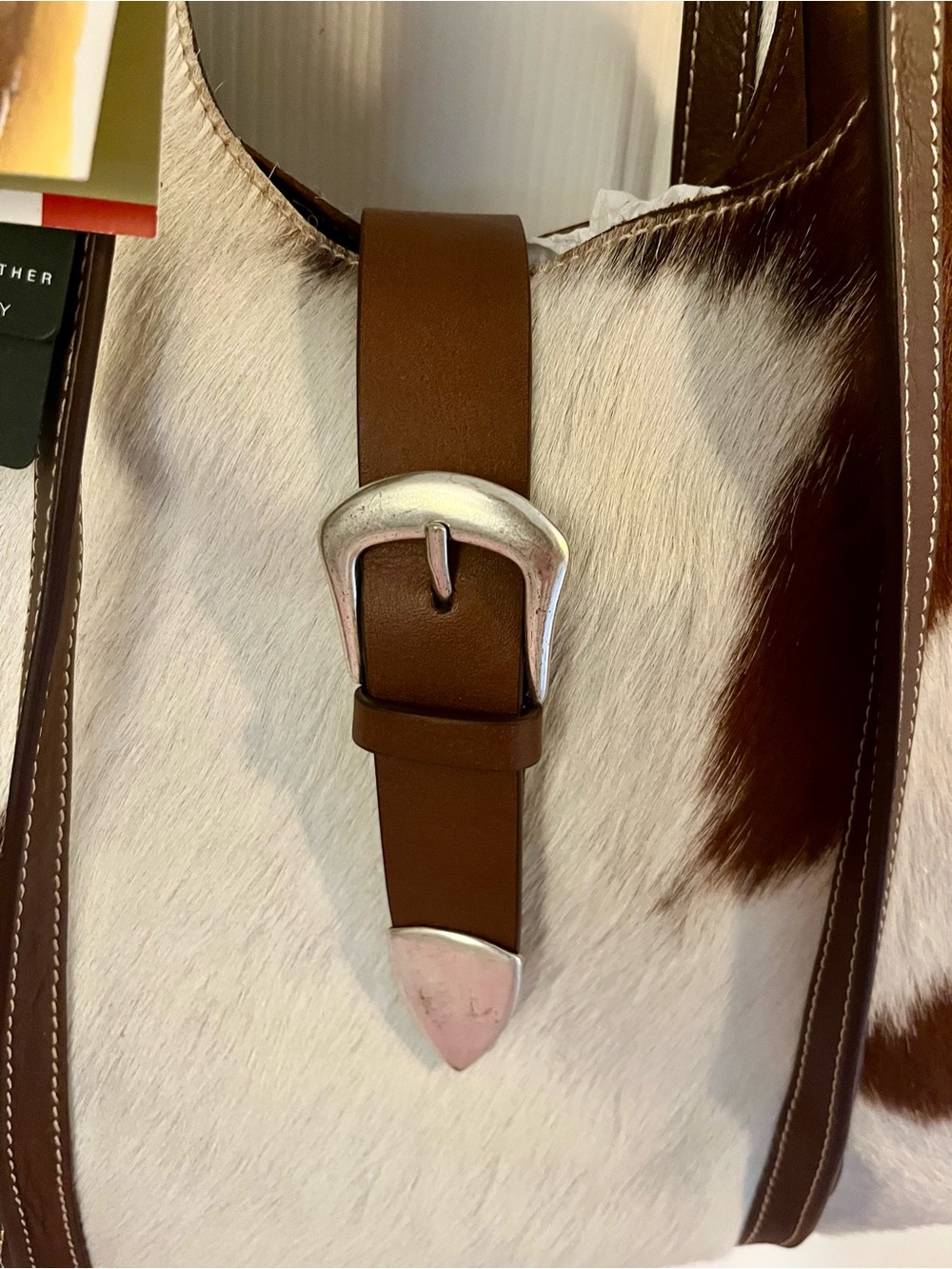 Cavalcanti Brown & White Cowhide Tote with Matching Pouch - Picture 4 of 9
